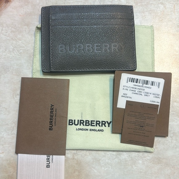 Burberry, Chase Money Clip Wallet Card Case Embossed Logo, Charcoal Grey - Picture 9 of 9